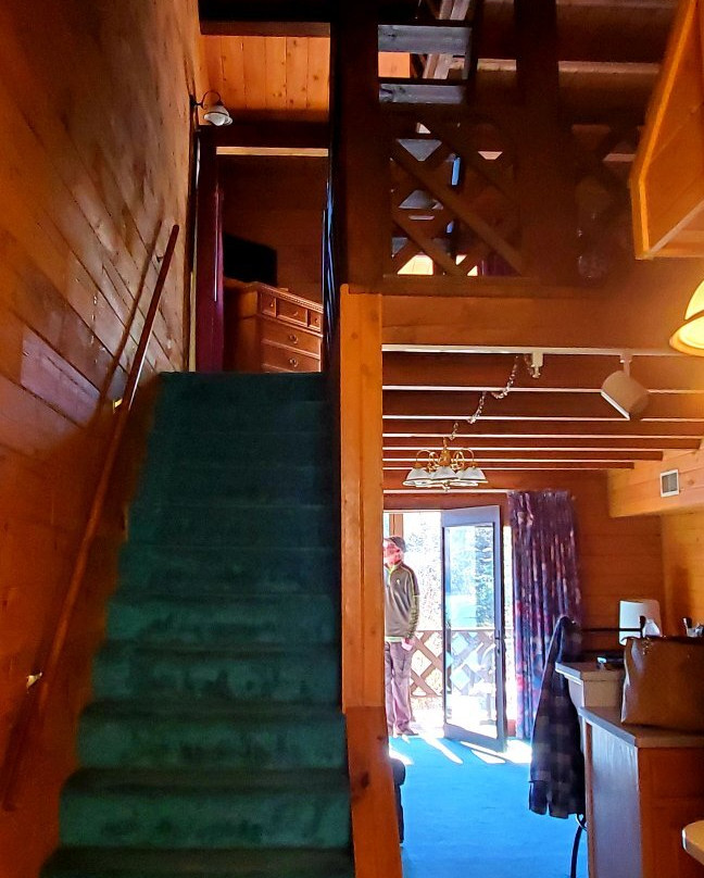 Sulphur Creek Resort