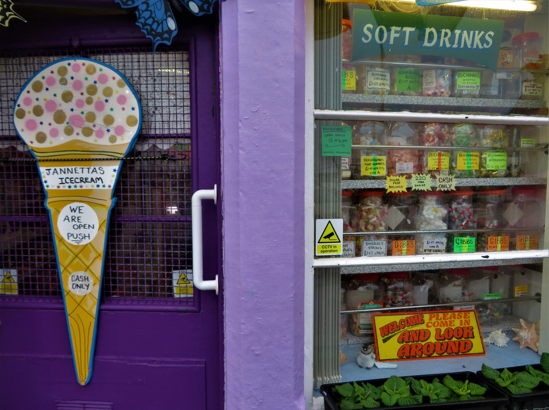 Nicholsons Sweet and Ice Cream Shop景点图片