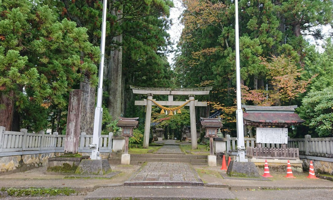 Oyama Shrine Chugu Kiganden-立山町必去景点