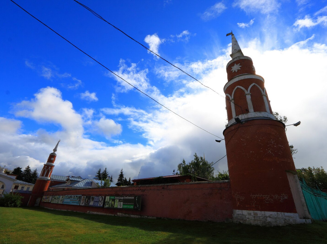Razvaliny Steny Monastyrya s Bashney景点图片