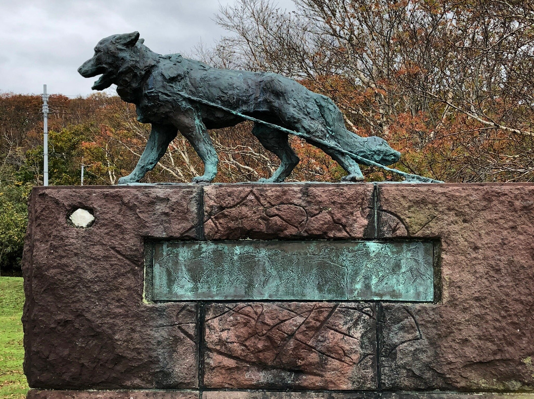 Sakhalin Dog Memorial Tower景点图片