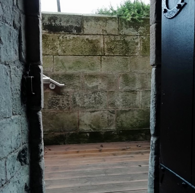 St Aidan’s Church Crypt-班堡必去景点