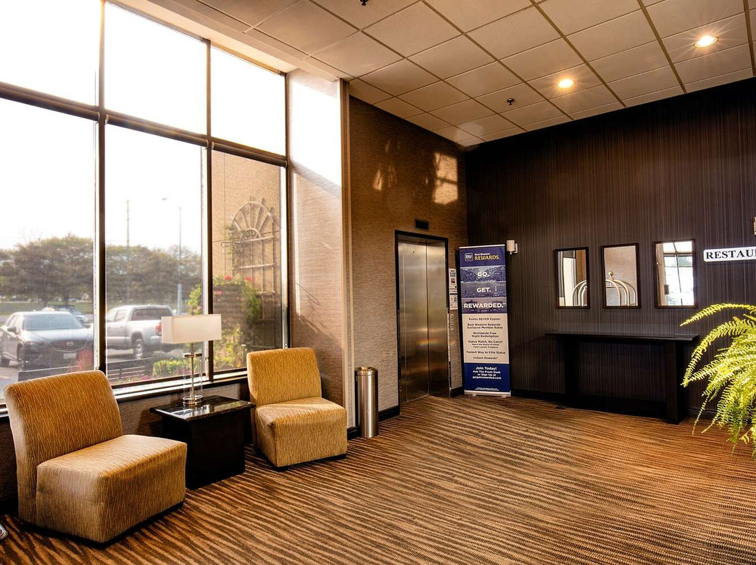 航迹贝斯特韦斯特酒店主图