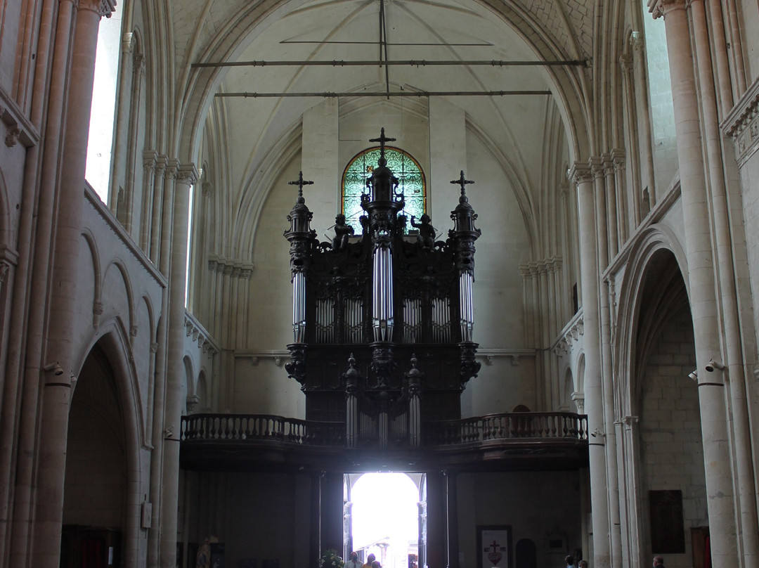 Eglise Saint-Pierre de Saumur景点图片