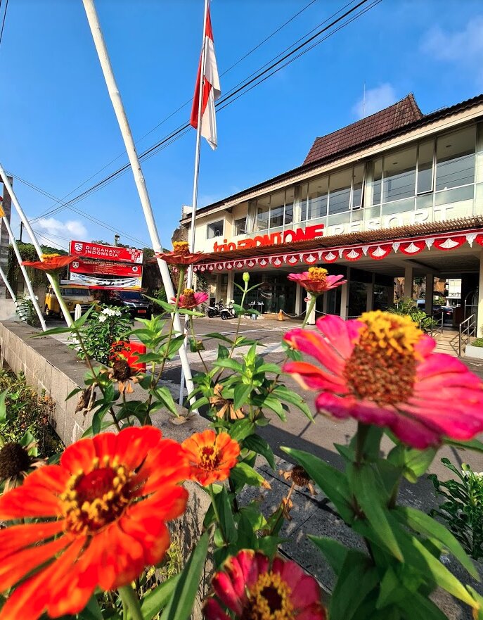 Front One Resort Magelang-浴室