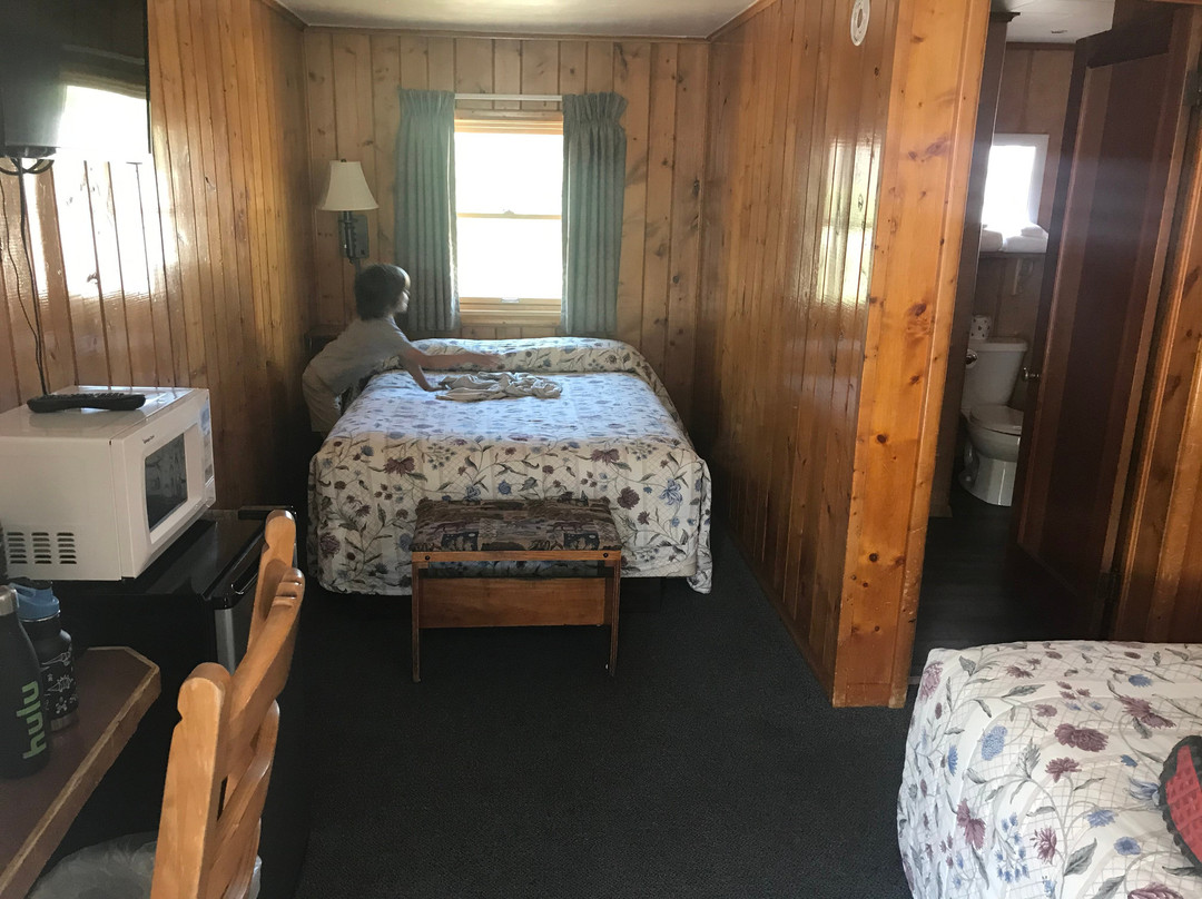 The Canyon Motel主图