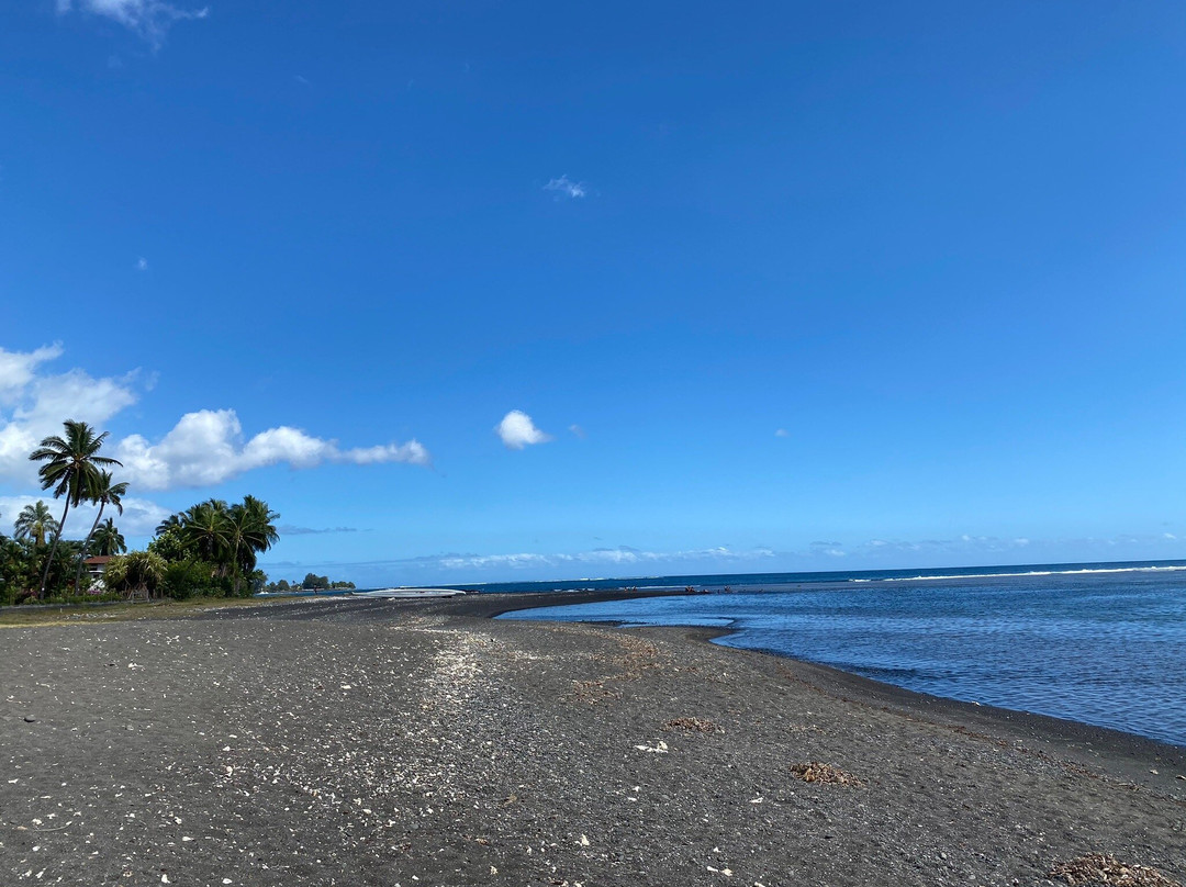 Punaauia Beach景点图片