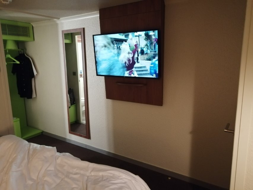 Le Restaurant Campanile Chambery主图