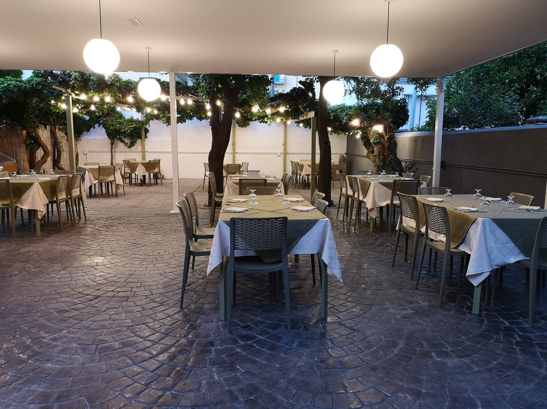 Ristorante Osteria Da Peppino La Dispensa Dell' Oste