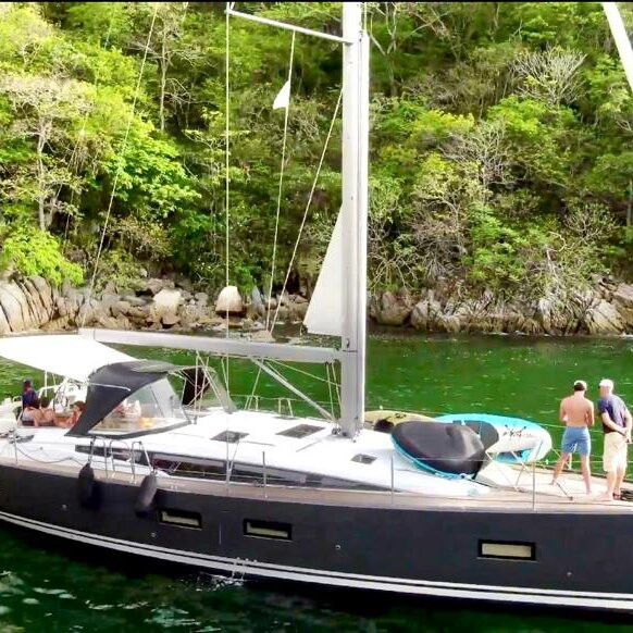 Playa Colomitos-Boca de Tomatlan必去景点