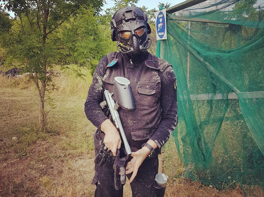 La Rochelle Paintball Soft景点图片