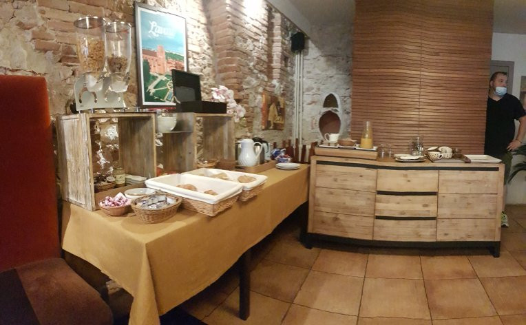 帕斯提利尔酒店主图