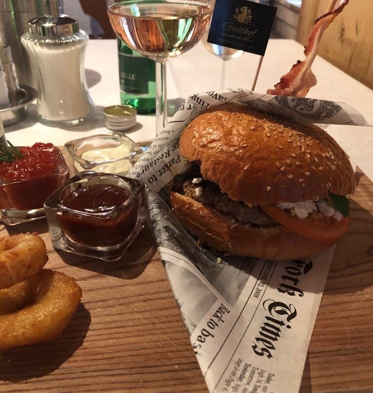 Gasthof Zum Goldenen Lowen主图