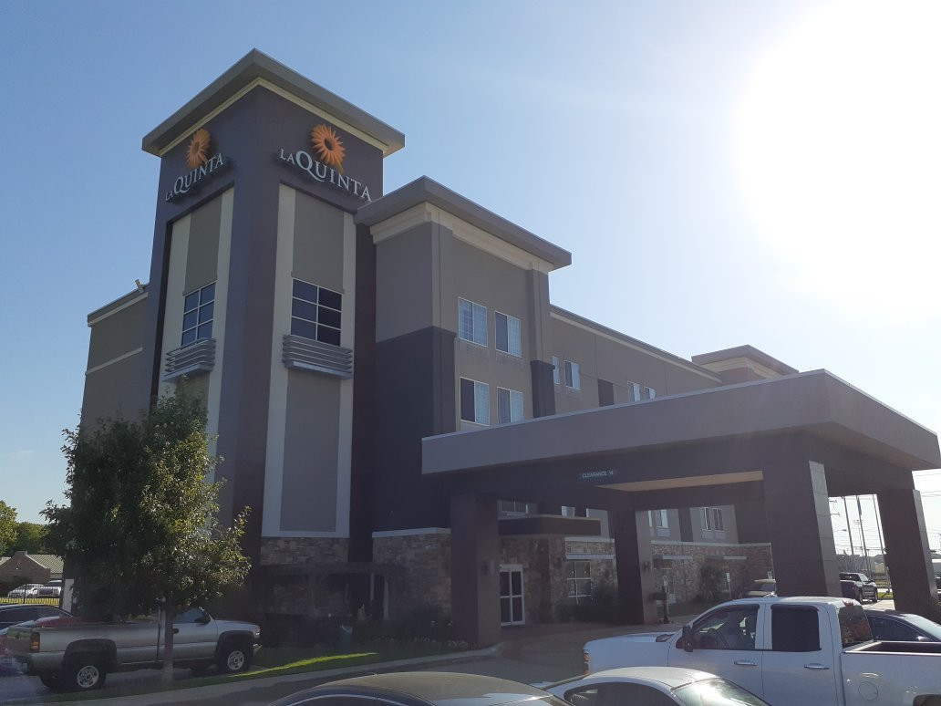 La Quinta Inn & Suites by Wyndham Tulsa - Catoosa Route 66主图