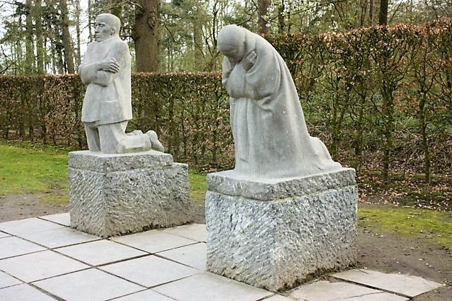 Vladslo German War Cemetery景点图片