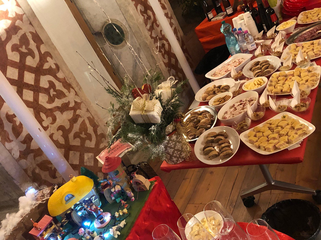安帝卡特拉托利雅酒店主图