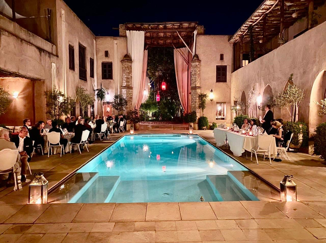 卡拉万瑟拉酒店主图