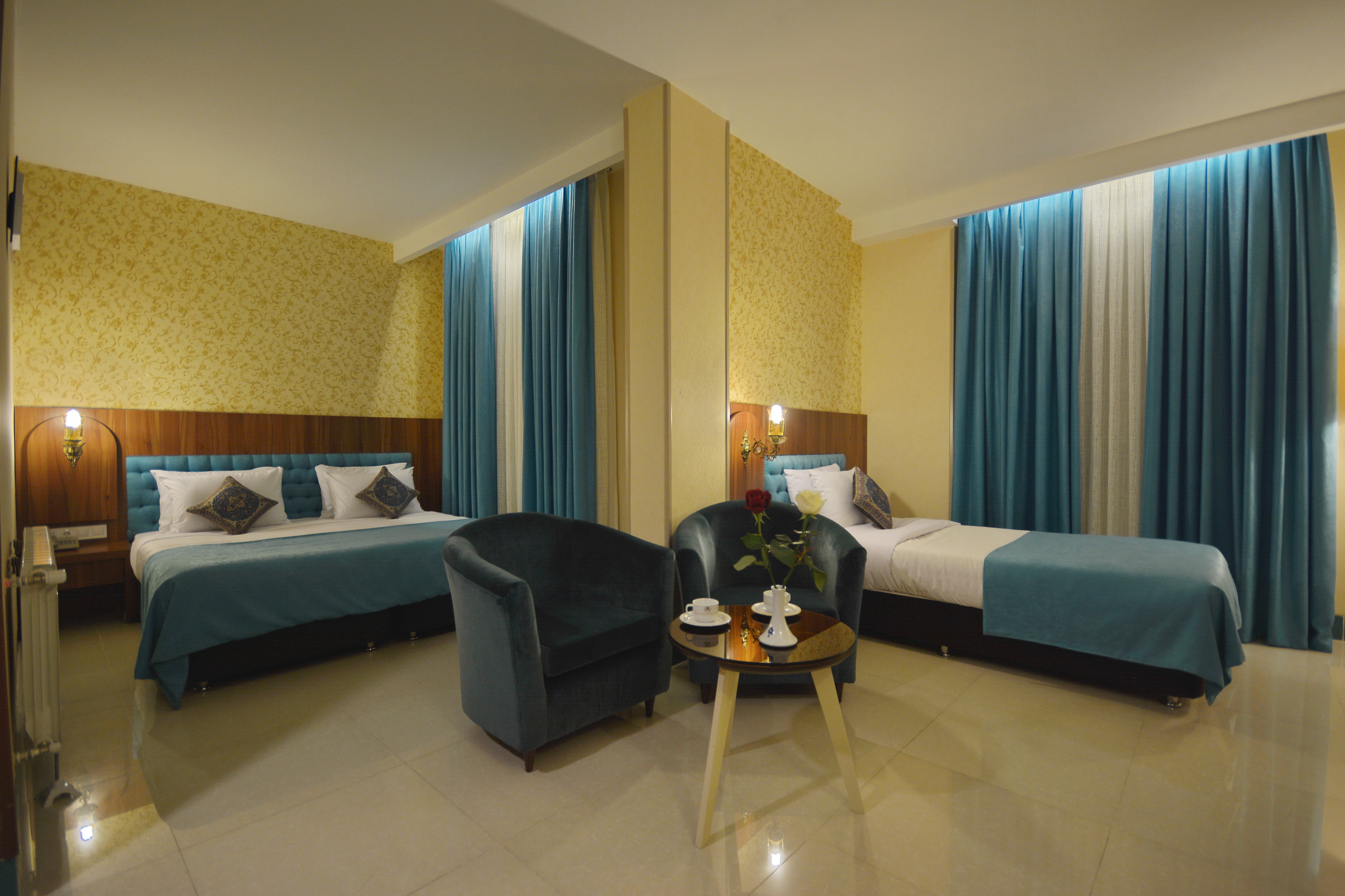 Arg Shiraz Hotel-官方