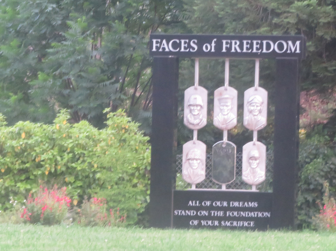 Veterans Memorial Park景点图片
