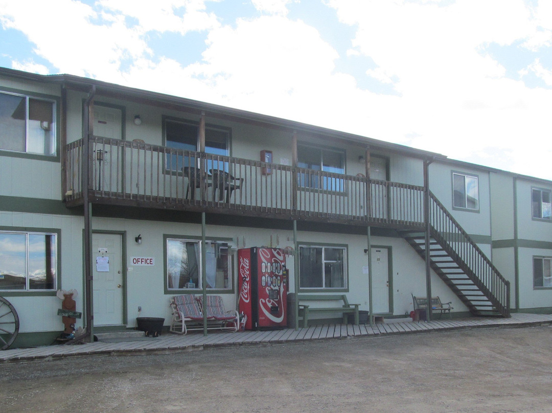 The Meeteetse Inn