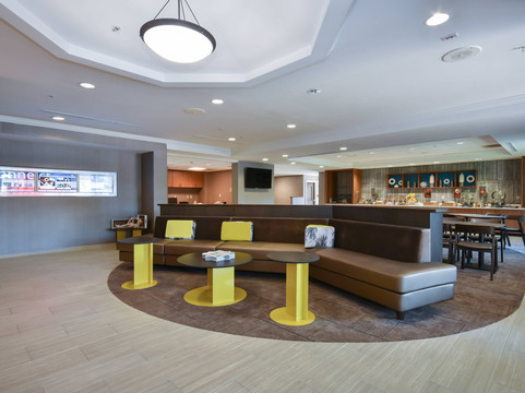 夏洛特康科德米尔斯／赛道万豪SpringHill酒店主图