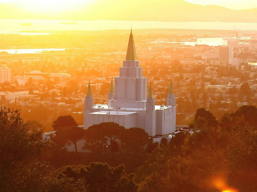 Oakland Temple Visitors' Center景点图片