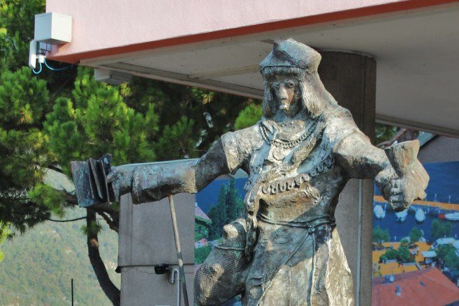 Statua di Teofilo Folengo景点图片