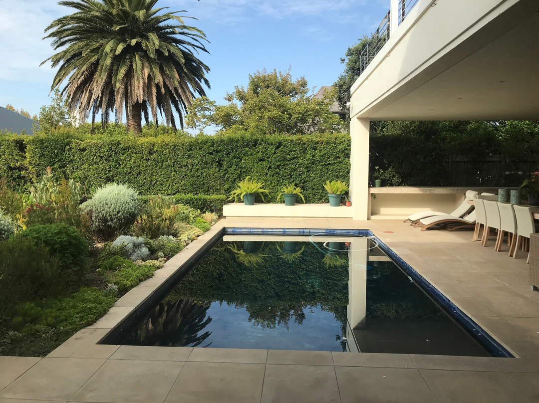 Thirty on Grace主图