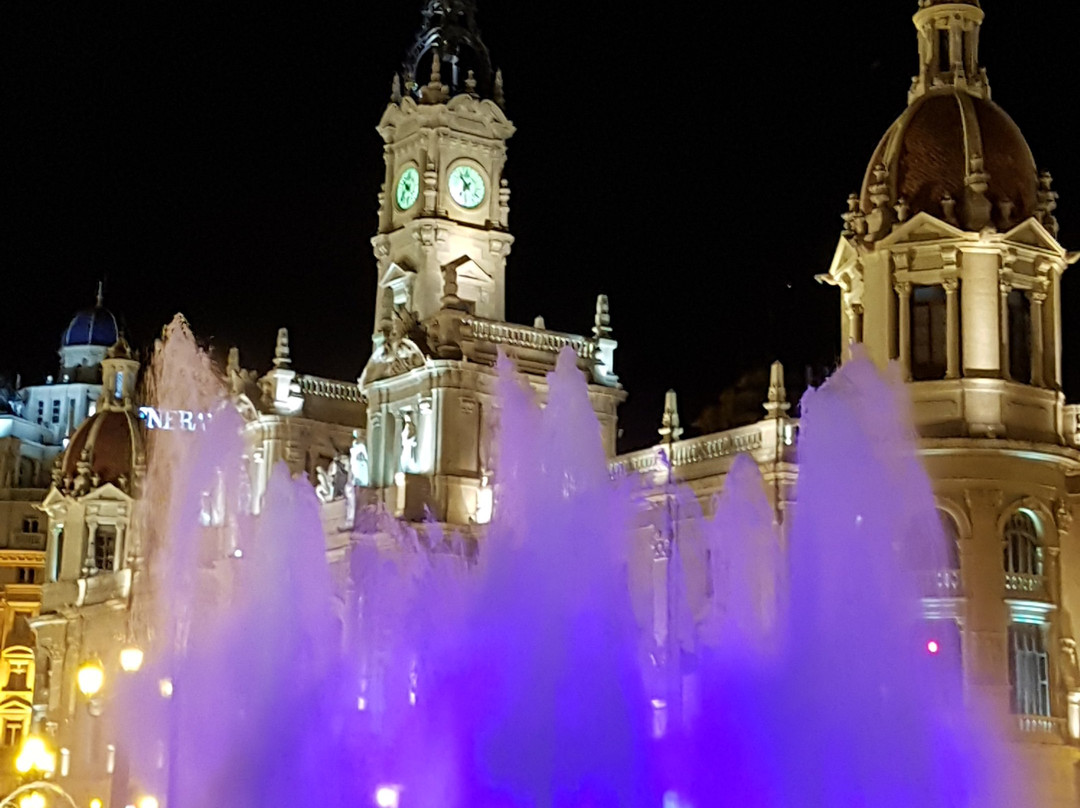 Plaza del Ayuntamiento景点图片