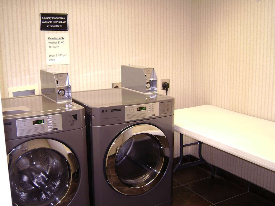 Rodeway Inn & Suites主图