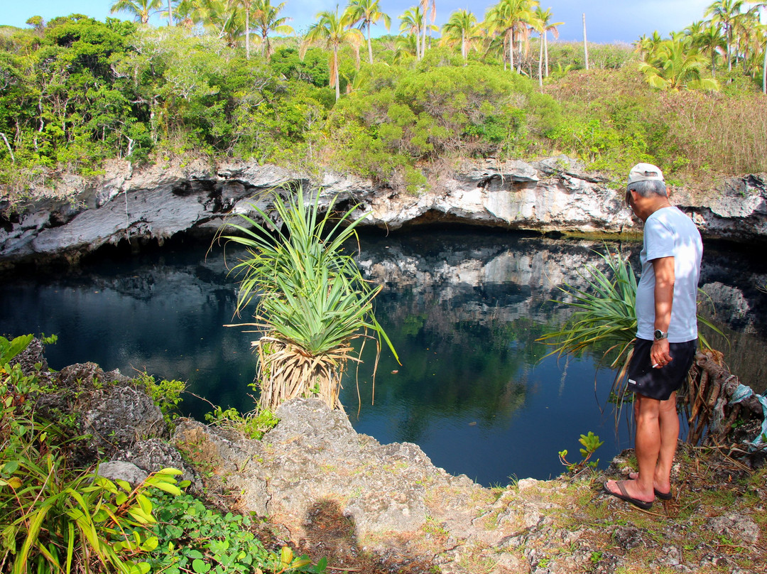 Blue Hole of Hanawa-Ouvea必去景点
