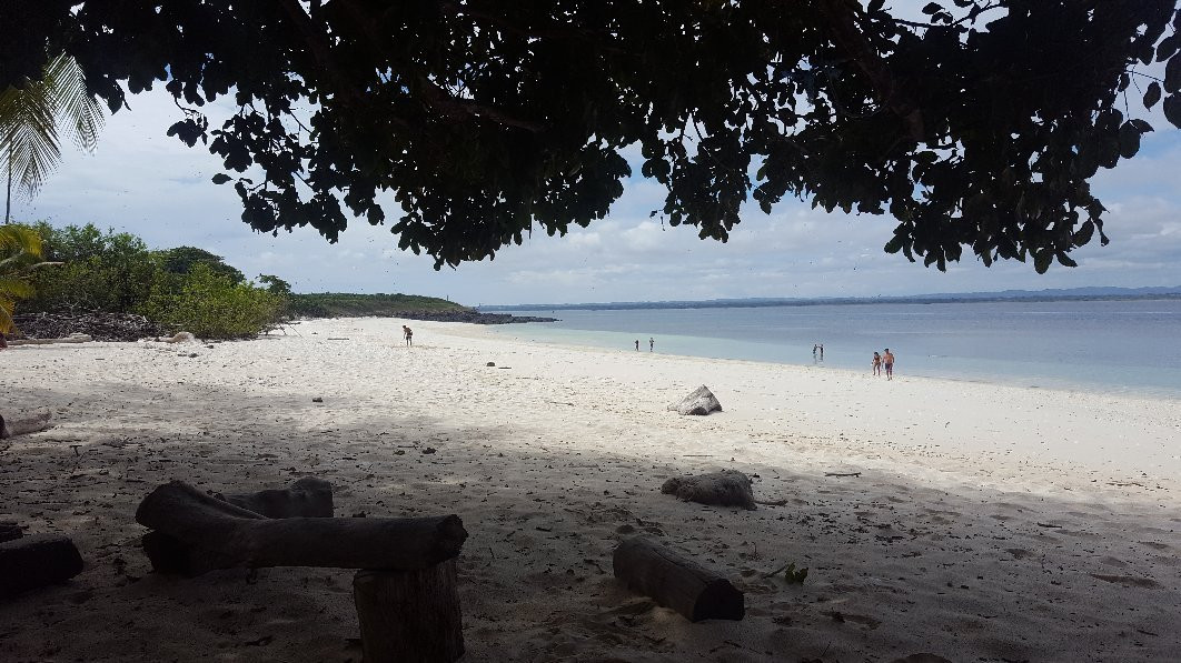 Isla Iguana景点图片