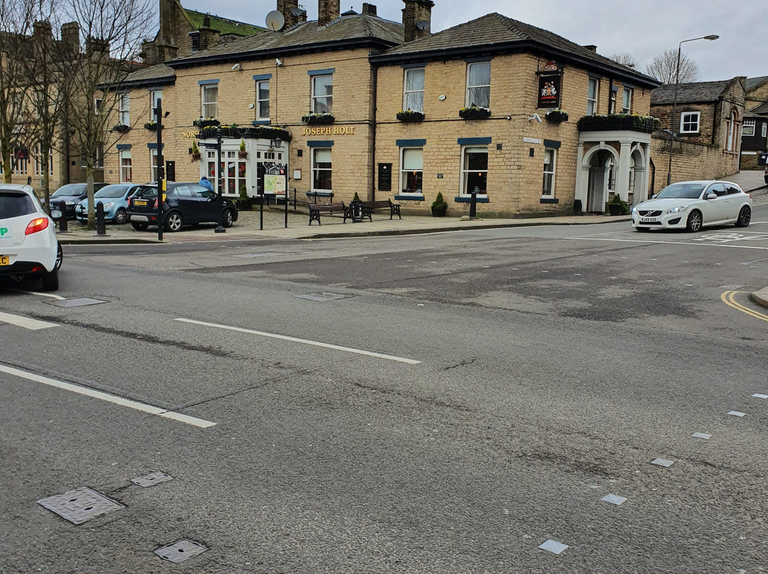 The Norfolk Arms Hotel主图