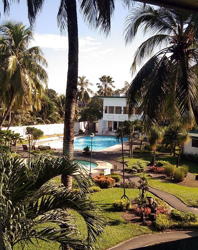 卢克广场酒店主图