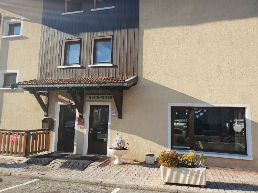 帕兰波酒店主图