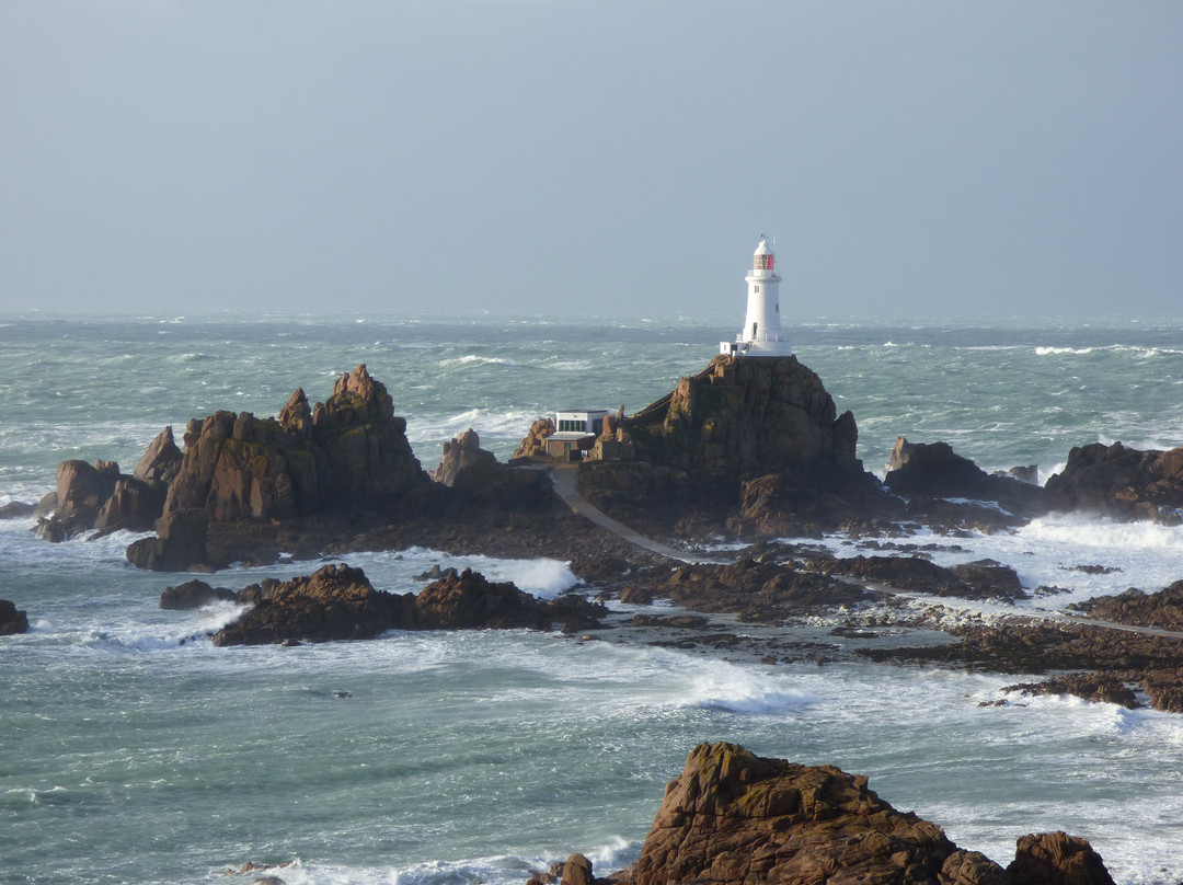 Corbiere Lighthouse (La Corbiere)景点图片