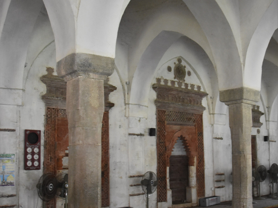 Shait-Gumbad Mosque-巴凯尔哈特必去景点