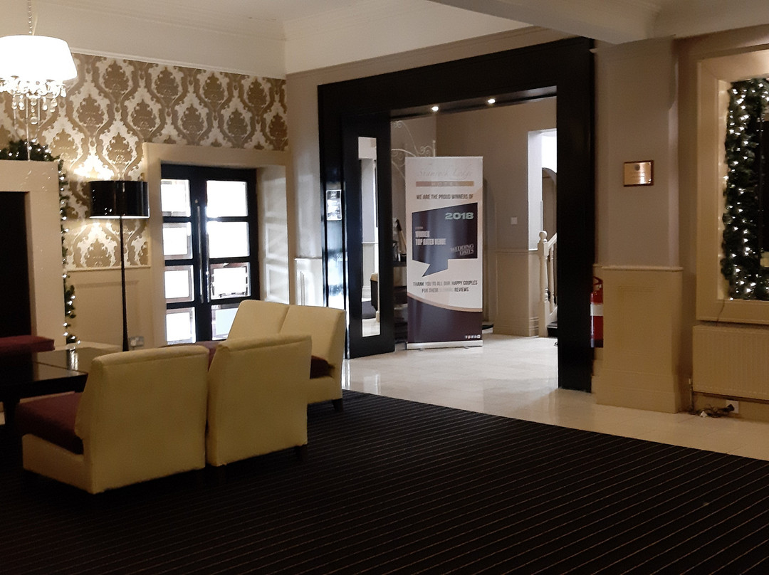 Shamrock Lodge Hotel主图