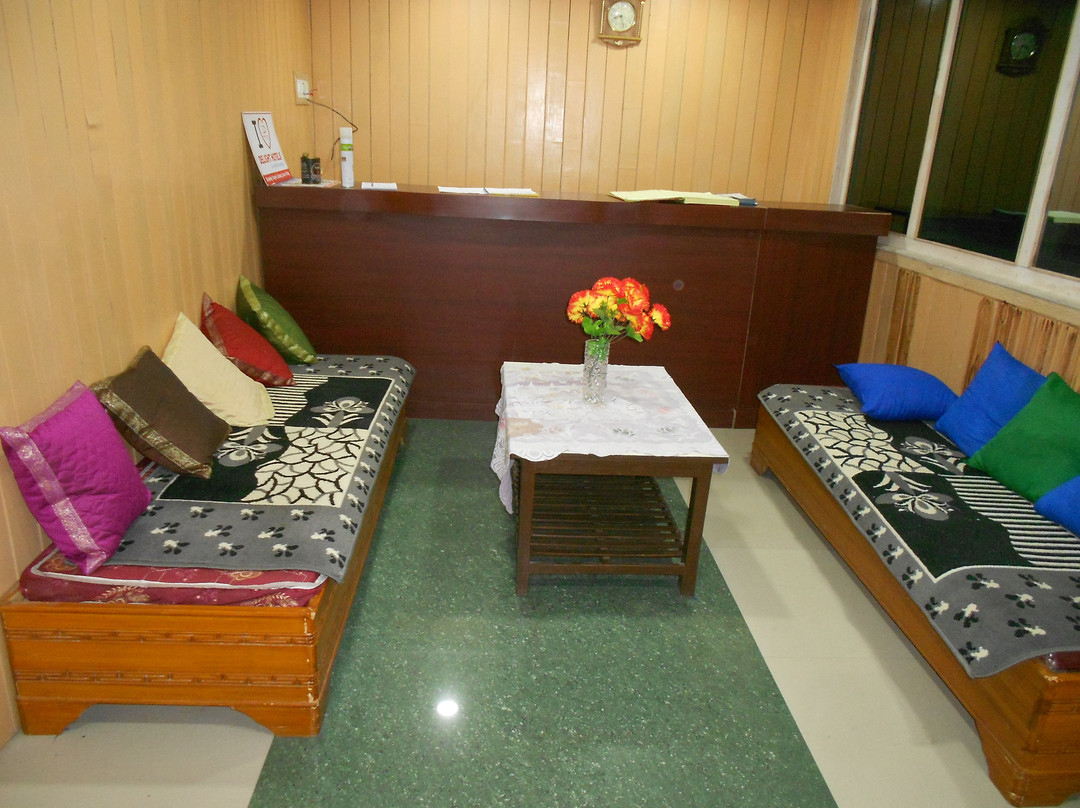 Delight Royal Lachen主图