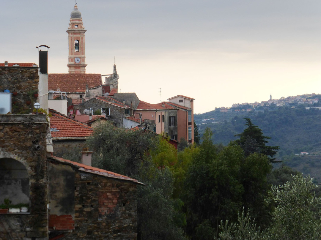 Centro Storico-Civezza必去景点