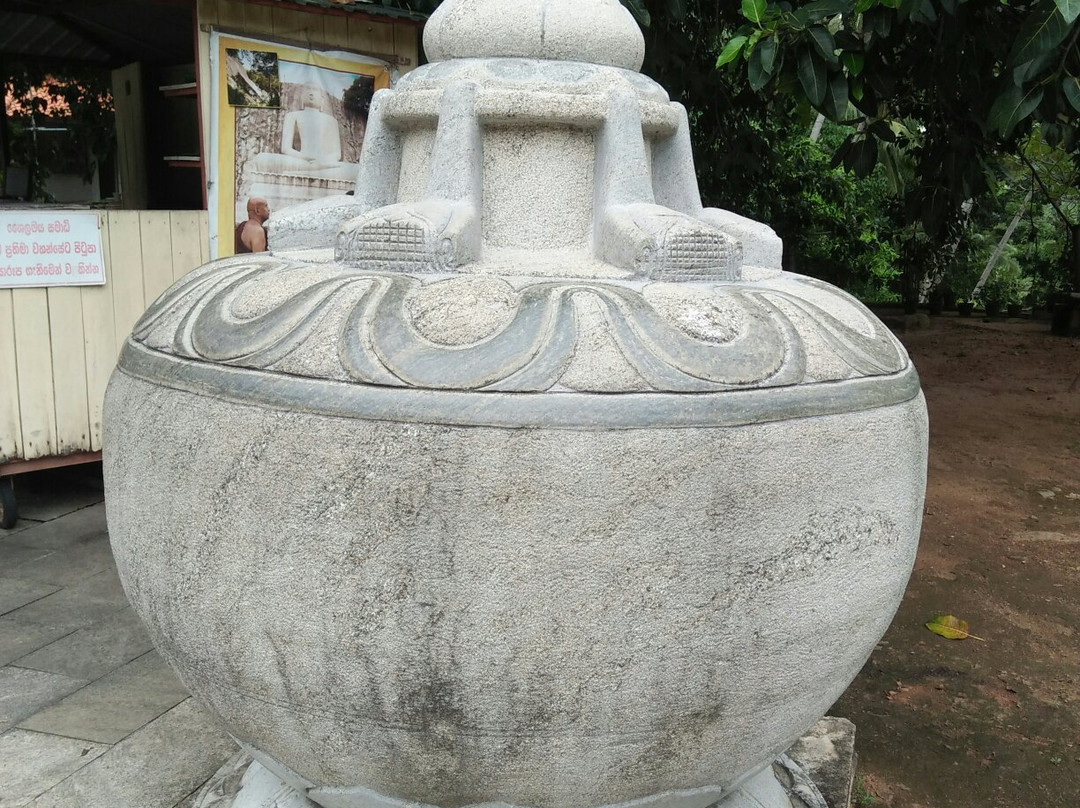 World's tallest granite Samadhi Buddha statue in Kurunegala景点图片