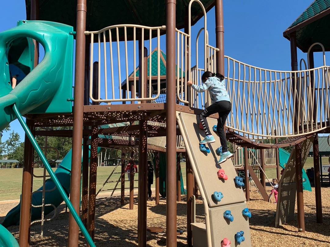 Swift-Cantrell Park-肯纳索必去景点