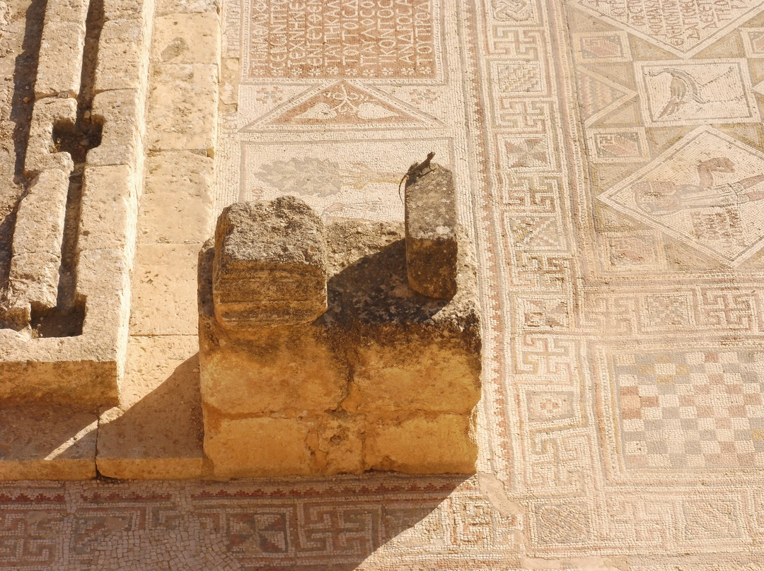 Church of St Cosmas and Damianos-杰拉什必去景点