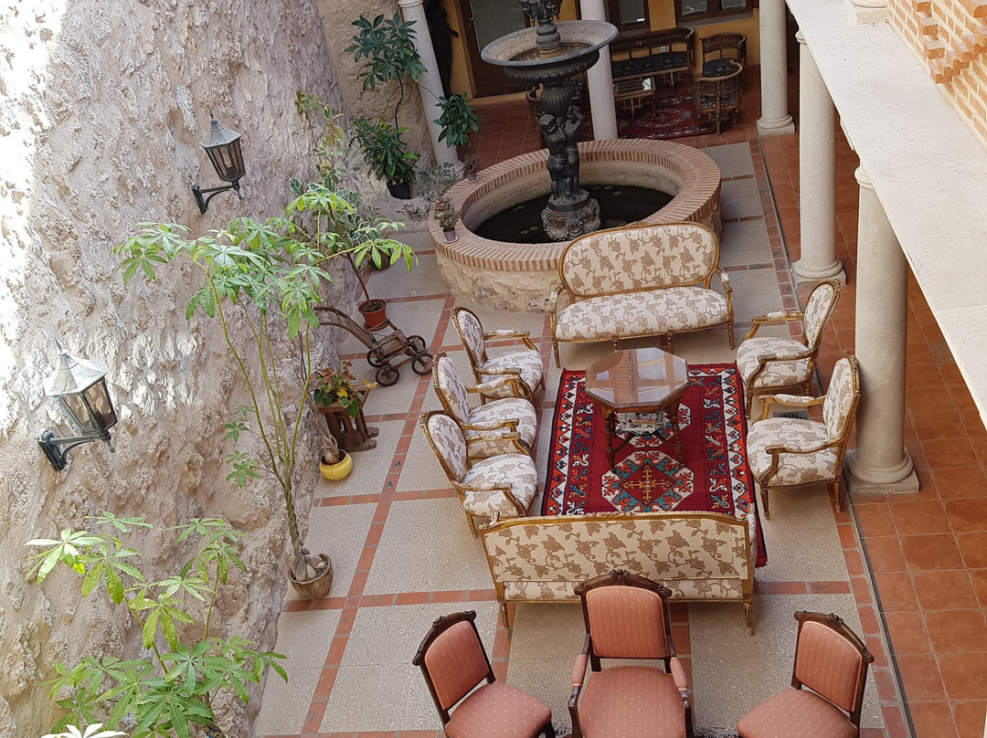 Residencia Real Castillo de Curiel主图
