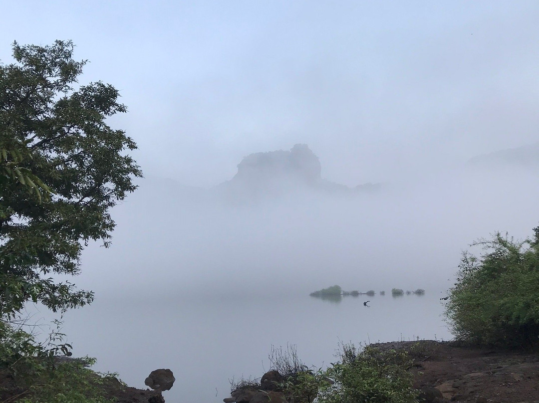 Devkund Waterfall-Patnus必去景点