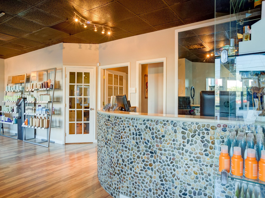 I Am Salon and Day Spa-威尔明顿必去景点