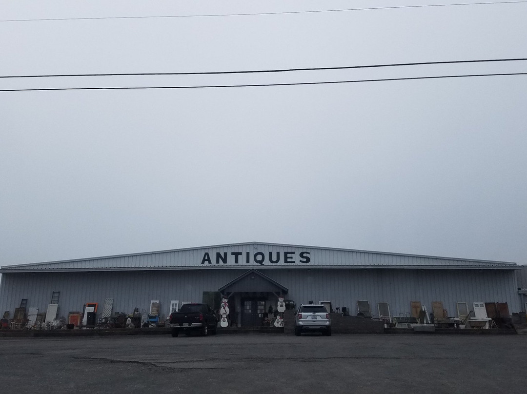 112 Antique Mall