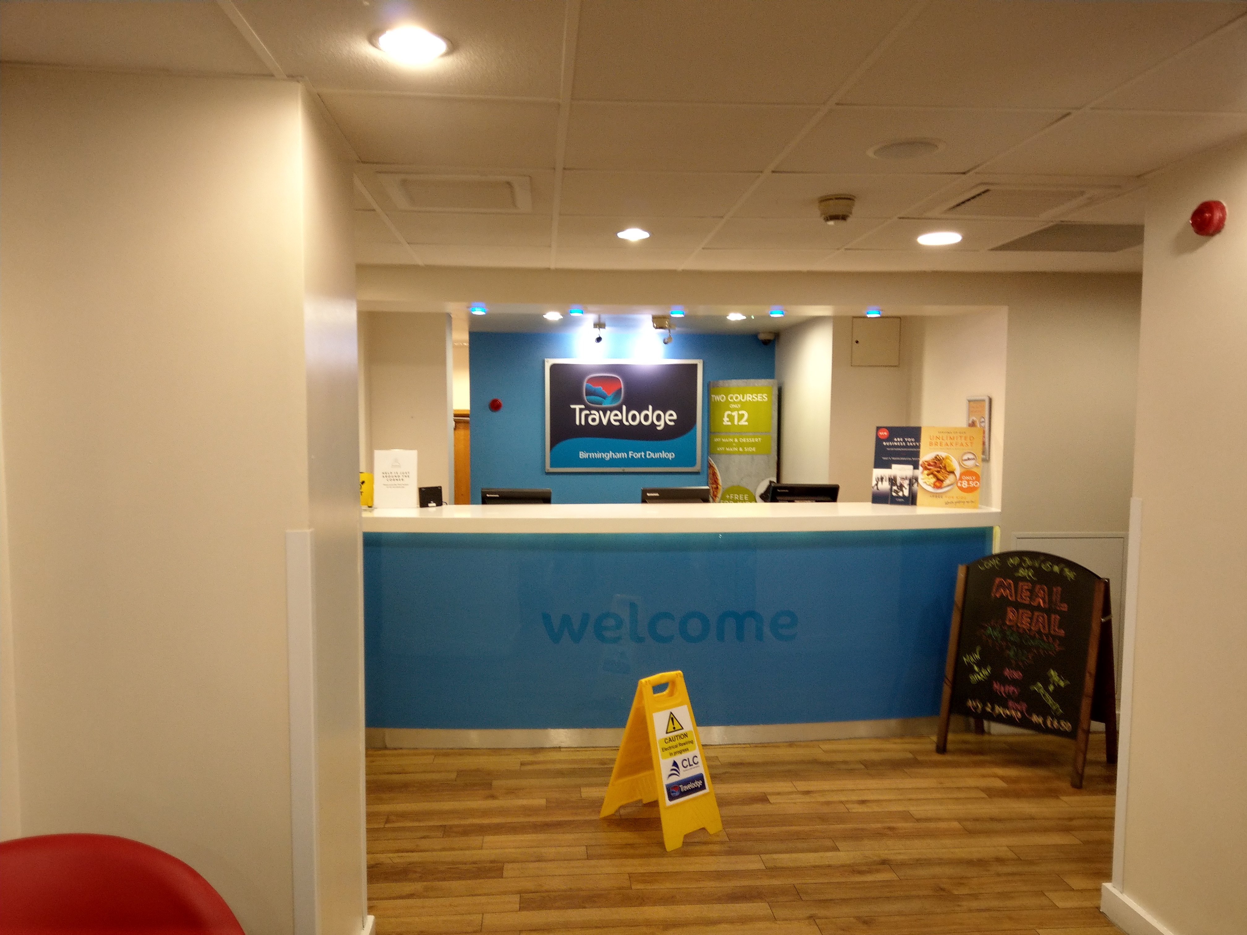 Travelodge Birmingham Fort Dunlop-浴室