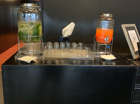 1866庭院套房酒店主图