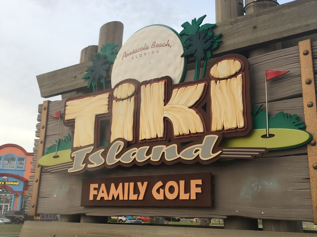 Tiki Island Family Golf景点图片